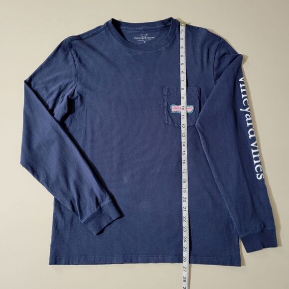 Vineyard Vines Garland Logo Box Long Sleeve Pocket Tee - Picture 7 of 16